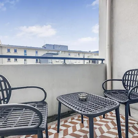 Homey Coloc Dolce - Proche Gare Et Tram, Balcon, Wifi 앵빌리